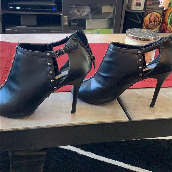 Vera wang shoes - Picture 2 of 7